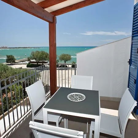 Dolce Mare Марина-ди-Модика